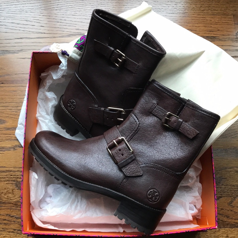 COPY - NWT Tory Burch boots